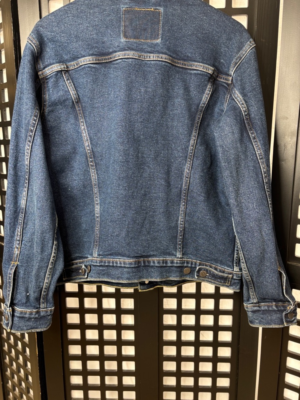 💙 Levi’s Trucker Jacket Womens Small Dark Wash Denim Classic Jean Jacket 💙 - Picture 6 of 13